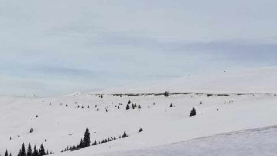 Avertizare de risc maxim de producere de avalanșe la peste 1.800 de metri altitudine, în Munții Făgăraș, la Bâlea Lac