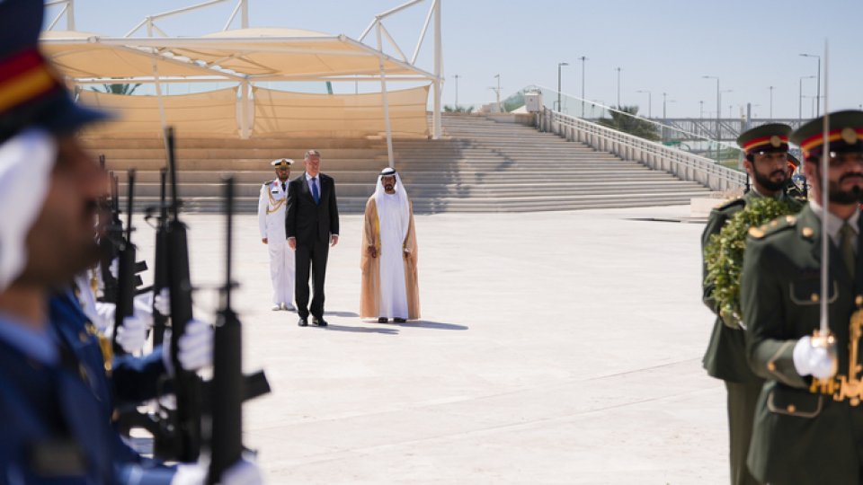 Președintele Klaus Iohannis a vizitat două simboluri ale culturii și istoriei naționale ale Emiratelor Arabe Unite