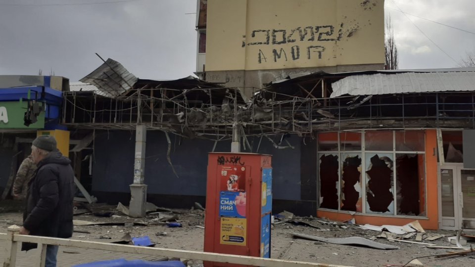 Trimişii speciali RRA în Ucraina, Mario Balint şi Alex Buzică au revenit la București