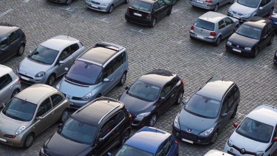 Conducătorii auto care deţin poliţe de asigurare auto la Euroins şi vor să le denunţe trebuie să-şi facă o nouă asigurare obligatorie la altă companie