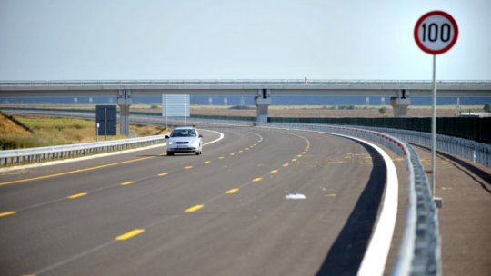 Se înăspresc pedepsele pentru depășirea vitezei la volan