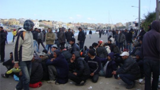 Record de debarcări ale emigranților din Tunisia pe insula italiană Lampedusa