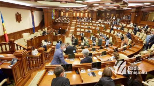 Potrivit unui sondaj, Partidul Acţiune şi Solidaritate, aflat la guvernare în Republica Moldova, domină în intenţiile de vot
