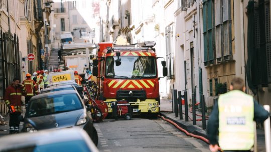 Alte două persoane decedate au fost scoase de sub dărâmăturile blocului prăbușit la Marsilia