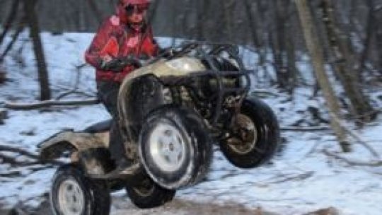 Amenzi pentru off-road cu ATV-ul în pădure
