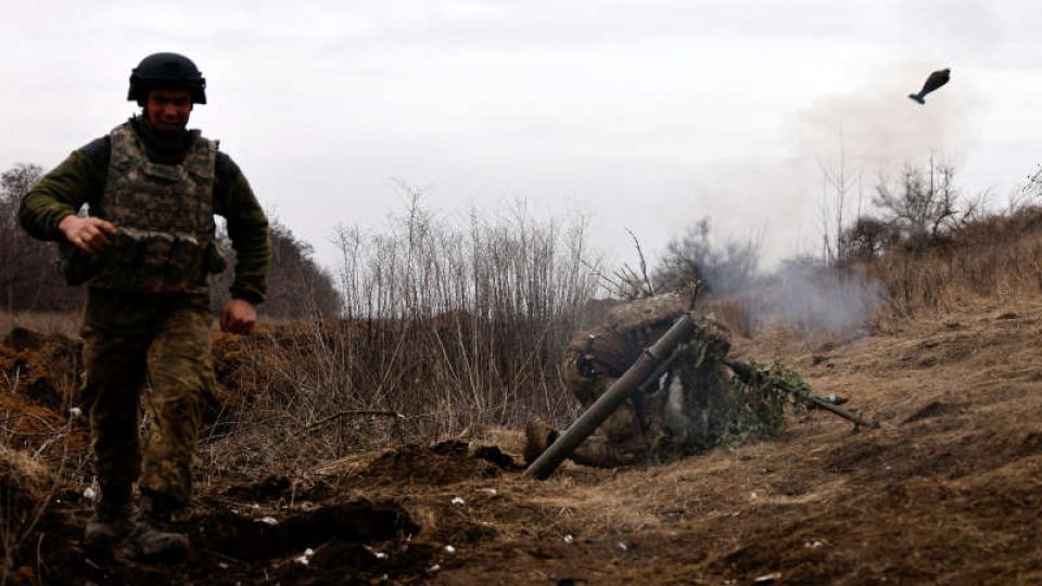 Armata ucraineană a raportat că a respins zeci de atacuri ale trupelor ruse la Bahmut