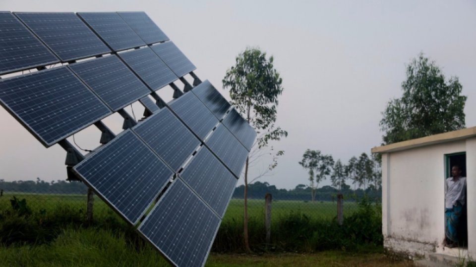 Programul "Casa verde" pentru instalarea de panouri fotovoltaice începe săptămâna viitoare