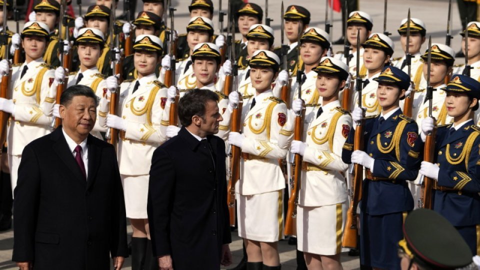 Președintele Franței, Emmanuel Macron, și cel al Chinei, Xi Jinping s-au pronunțat joi în favoarea unei soluții pașnice pentru încheierea războiului dintre Rusia și Ucraina