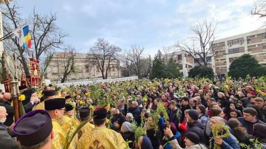 Duminica Floriilor la creştinii ortodocşi și greco-catolici