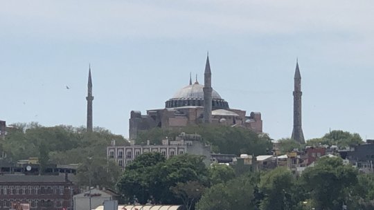 Alegeri prezidenţiale şi parlamentare în Turcia