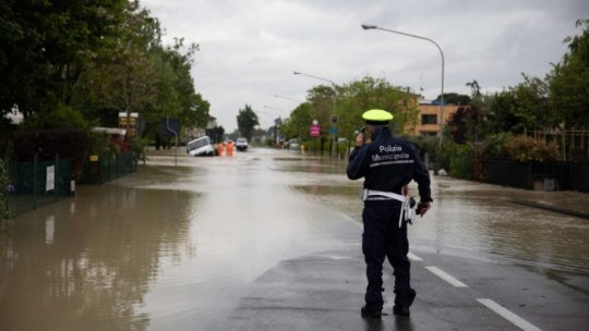 Autorităţile italiene au evacuat noi localităţi afectate de inundaţii în regiunea Emilia-Romagna