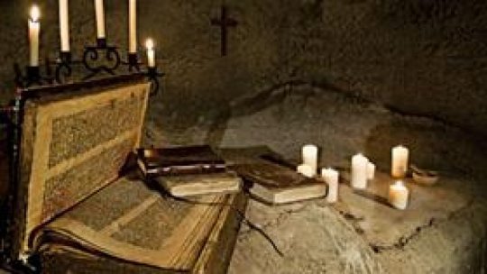 Cea mai veche Biblie ebraică a fost vândută cu 38,1 de milioane de dolari