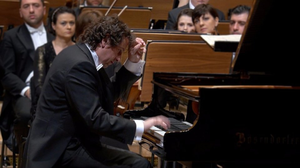 Turneul Național Pianul Călător 13 al pianistului Horia Mihail se încheie pe 30 mai la Bucureşti