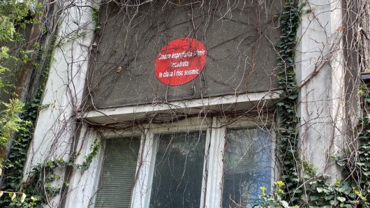 Clădire din București, consolidată printr-o metodă inovativă, cu exoschelet