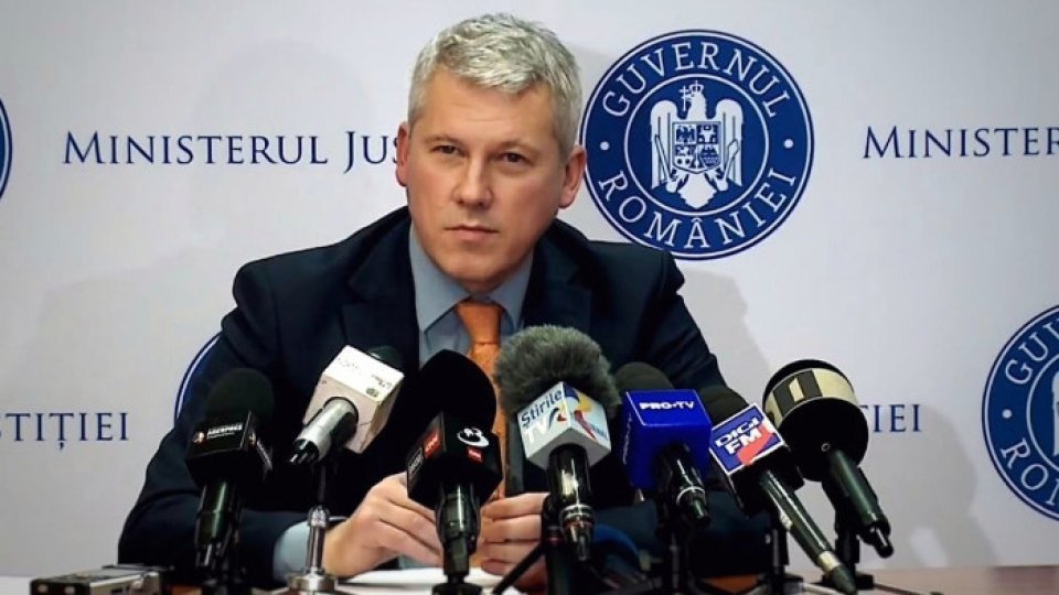 Ministrul Justiţiei, Cătălin Predoiu, desemnat premier interimar de preşedintele Klaus Iohannis