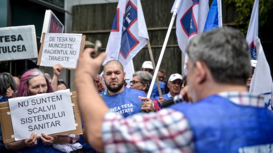 Sindicatele TESA din sănătate au pichetat Ministerul Muncii