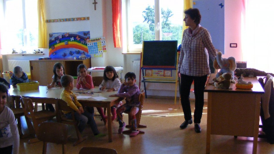 Părinții își pot înscrie copiii care merg pentru prima oară la grădiniță sau la creșă până în data de 30 iunie