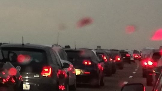 Noaptea următoare drumarii vor încheia pentru moment reparaţiile la Boiţa pe DN7 Valea Oltului