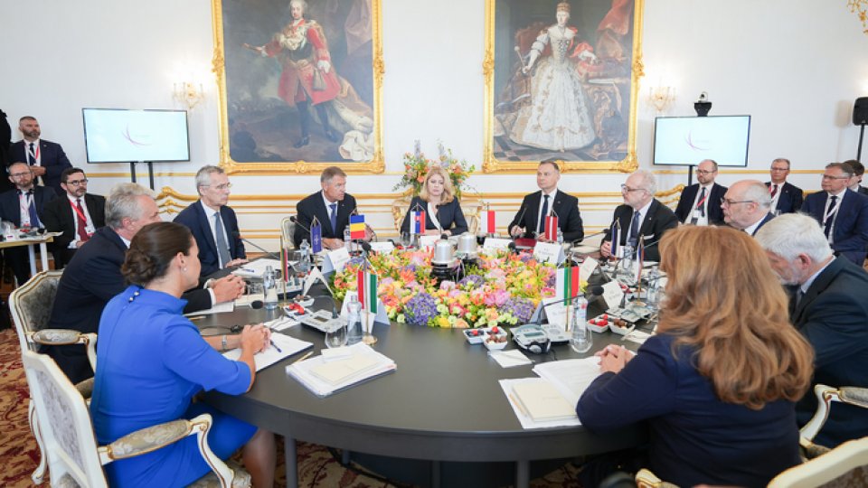 Declaraţia comună a liderilor formatului Bucureşti 9: Susţinem cu fermitate aspiraţiile euroatlantice ale Ucrainei