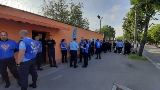 Protestul poliţiştilor faţă de proiectul de reformă la pensiile speciale