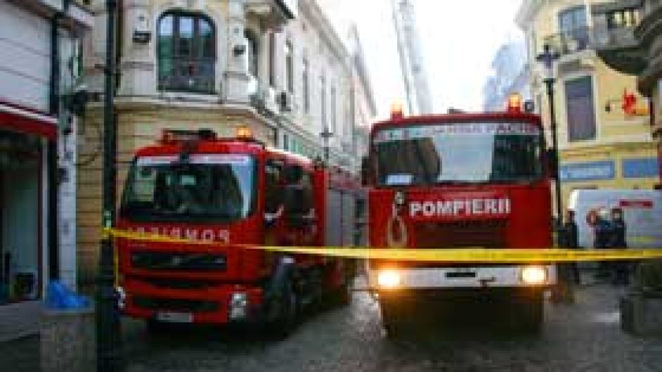 Construcţiile ilegale din Centrul Vechi al Bucureștiului ar trebui desfiinţate până la sfârșitul acestei luni