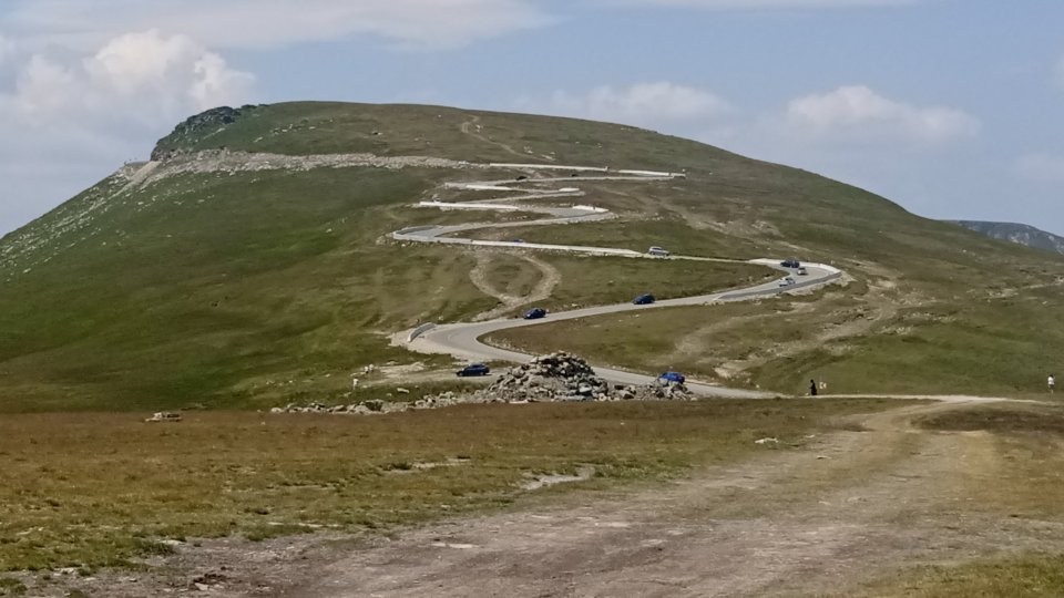 Circulație închisă pe Transalpina pentru Campionatul Naţional de Drift