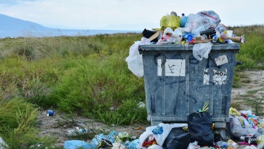 Garda de Mediu şi-a intensificat verificările privind deşeurile din oraşe şi mediul rural