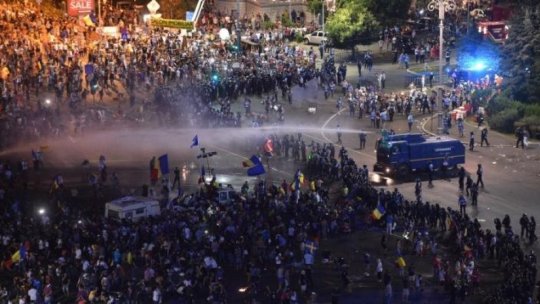 Intervenţia în forţă a jandarmilor pe 10 august 2018 la mitingul din Piaţa Victoriei a fost nelegală şi nejustificată