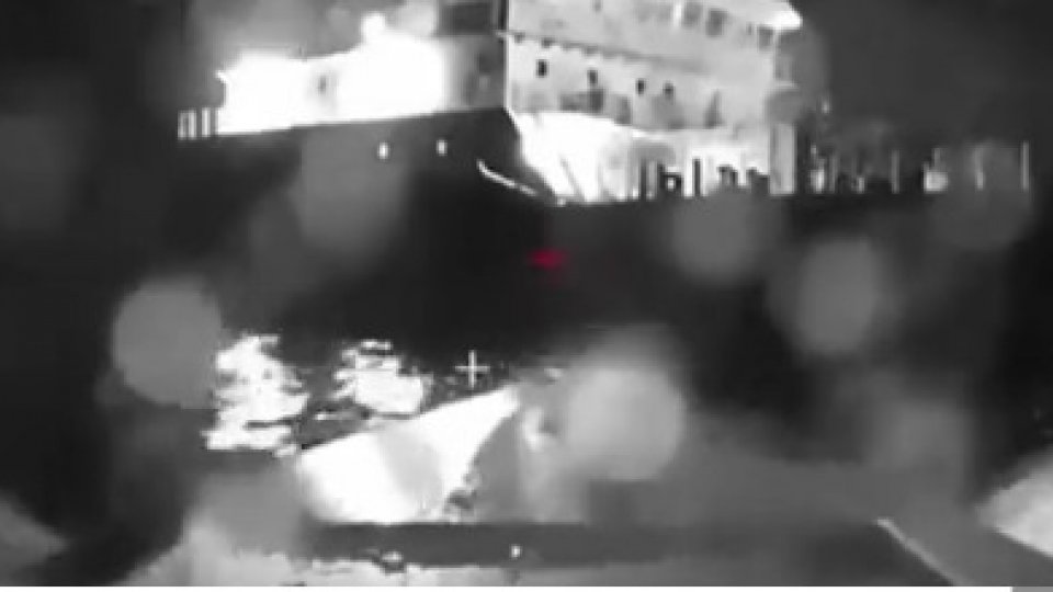 Un petrolier rusesc "a fost lovit de drone ucrainene" în Strâmtoarea Kerci
