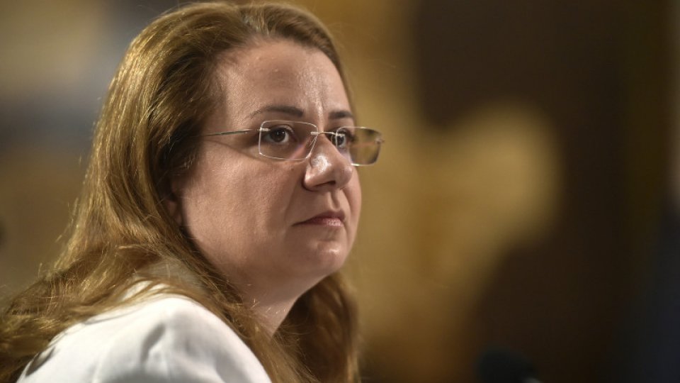 Aproape 3 milioane de elevi vor începe, de luni, un nou an şcolar