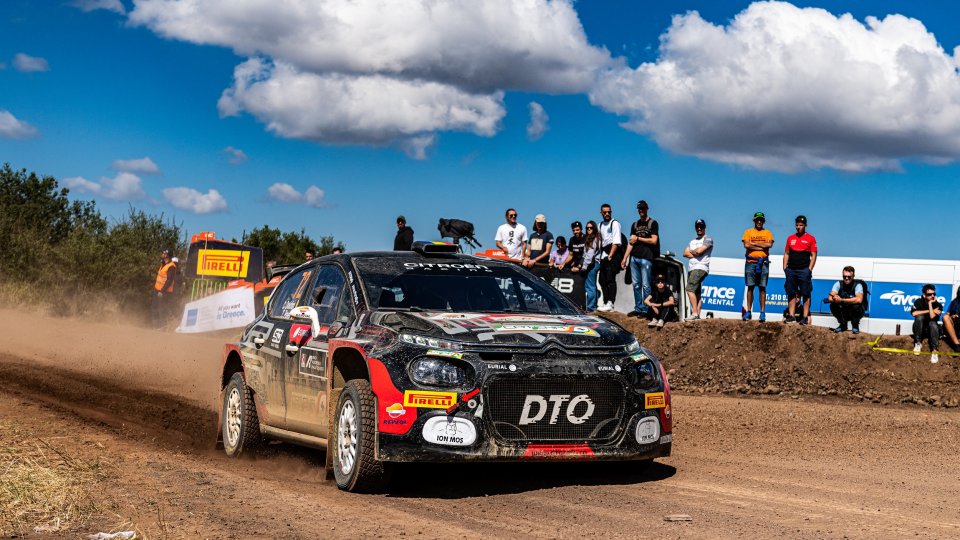 Aventuri romanesti in automobilism