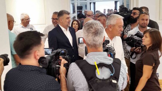 Primul ministru Marcel Ciolacu a vizitat Târgul de carte Gaudeamus de la Buzău