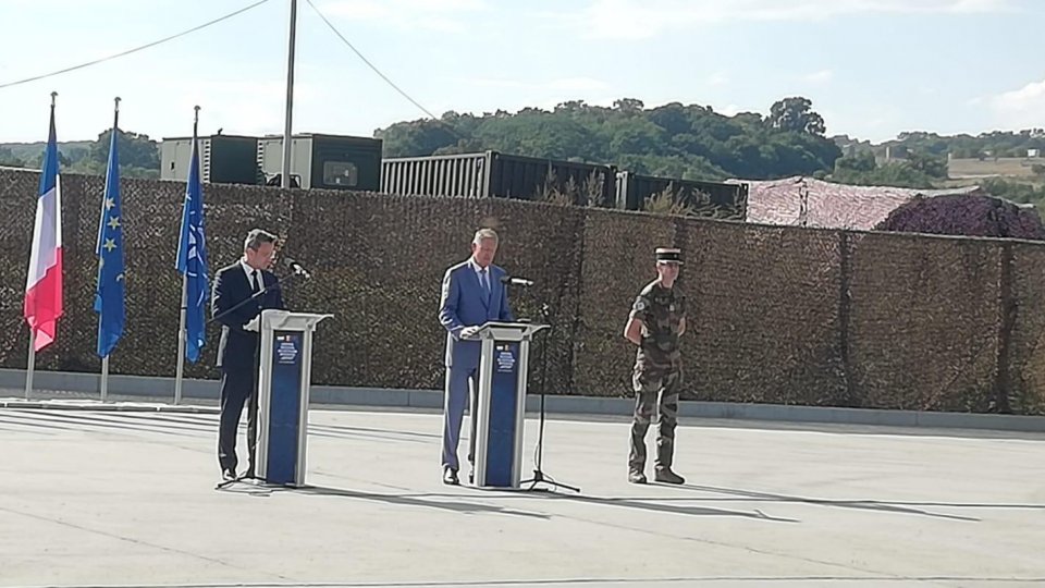 Președintele Klaus Iohannis a făcut declarații de presă la Baza Militară de la Cincu, județul Brașov