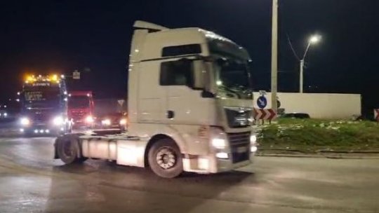 La Drobeta-Turnu Severin 6 autotrenuri au circulat în coloană, cu viteză redusă și calaxonând, pe centura orașului