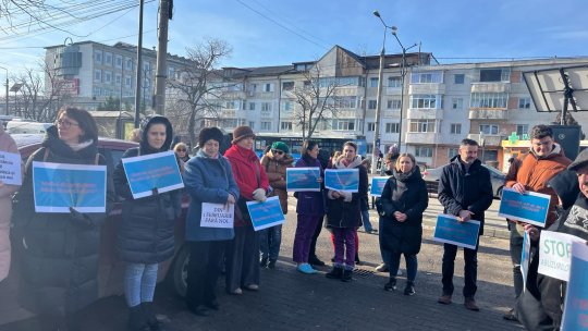 Protest al medicilor de familie şi din ambulatorii în Capitală şi în mai multe judeţe
