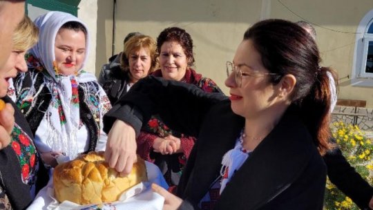Codruța Liliana Filip: Românii îmbrăcați în straie tradiționale sunt cei mai frumoși ambasadori ai țării în lume