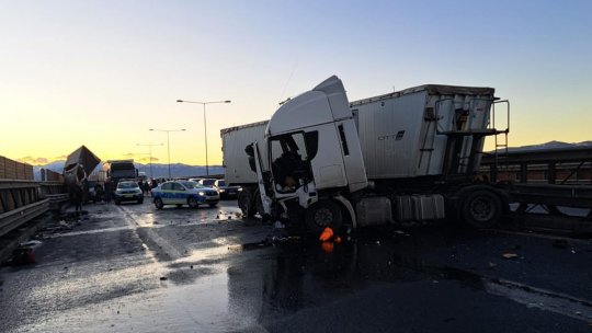 ISU Sibiu intervine de urgență pe A1, km 245, la un accident rutier pe sensul de mers Sibiu- Sebeș