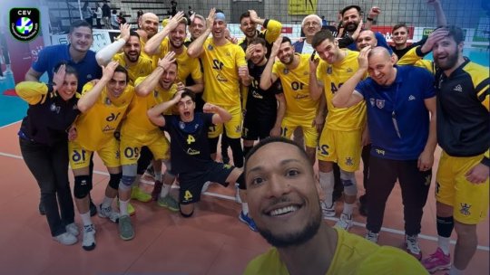 Volei: Corona Brașov, spre grupele Ligii Campionilor