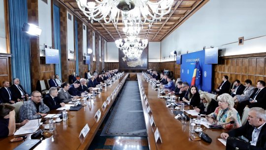 Salariul minim va creşte începând cu 1 ianuarie 2025 la 4.050 de lei