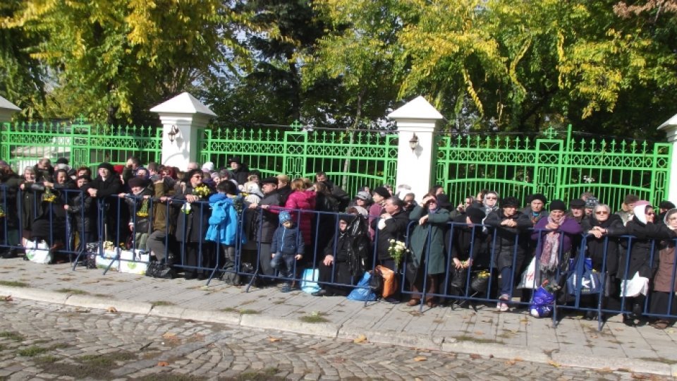Aproximativ 40.000 de pelerini s-au închinat la moaştele Sfântului Cuvios Dimitrie cel Nou