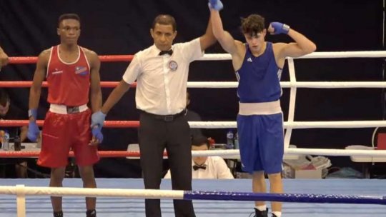 4 boxeri români, două fete şi doi băieţi, calificaţi în sferturi la Mondiale