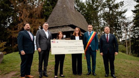 US Embassy donates almost 100 thousand dollars to restore a wooden church in Maramures