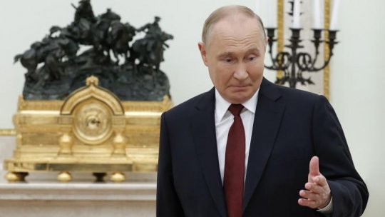 Preşedintele Rusiei a fost aclamat ca ţar cu ocazia zilei sale de naştere