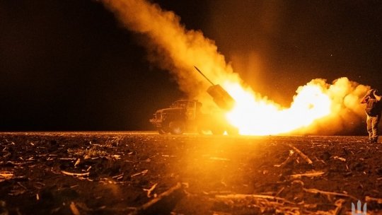 Peste o mie de civili au fost evacuaţi în Crimeea din cauza unui incendiu la un terminal petrolier