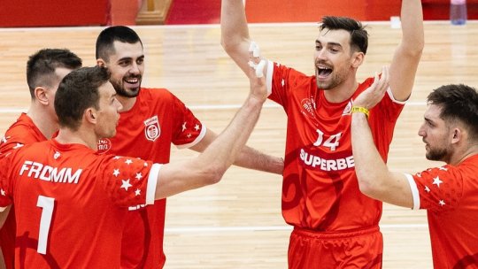 Volei. Victorii importante pentru CSO Voluntari, la fete, şi Dinamo, la băieţi