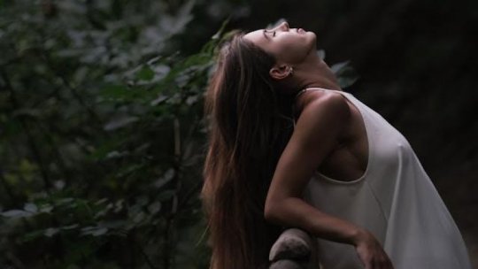 Peste 100.000 de cazuri noi de cancer la sân sunt diagnosticate anual în România