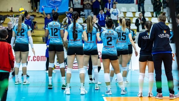 Volei: CSM Lugoj învinsă în deplasare cu 3 la 0 de Olympiakos Pireu în optimile Cupei Challenge