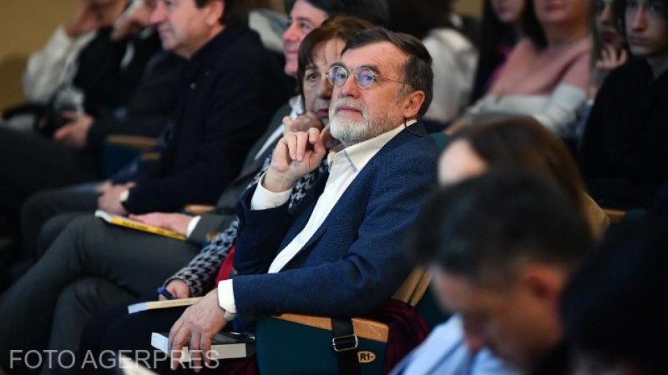 La Paris a votat și scriitorul Matei Vișniec, unul dintre cei mai cunoscuți români din Franța