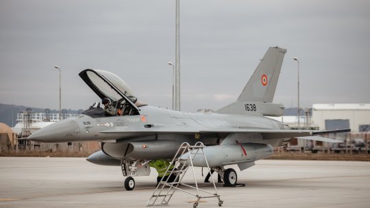 Alte trei aeronave F-16 cumpărate din Norvegia au ajuns la Câmpia Turzii