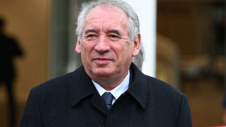 François Bayrou este noul premier al Franței